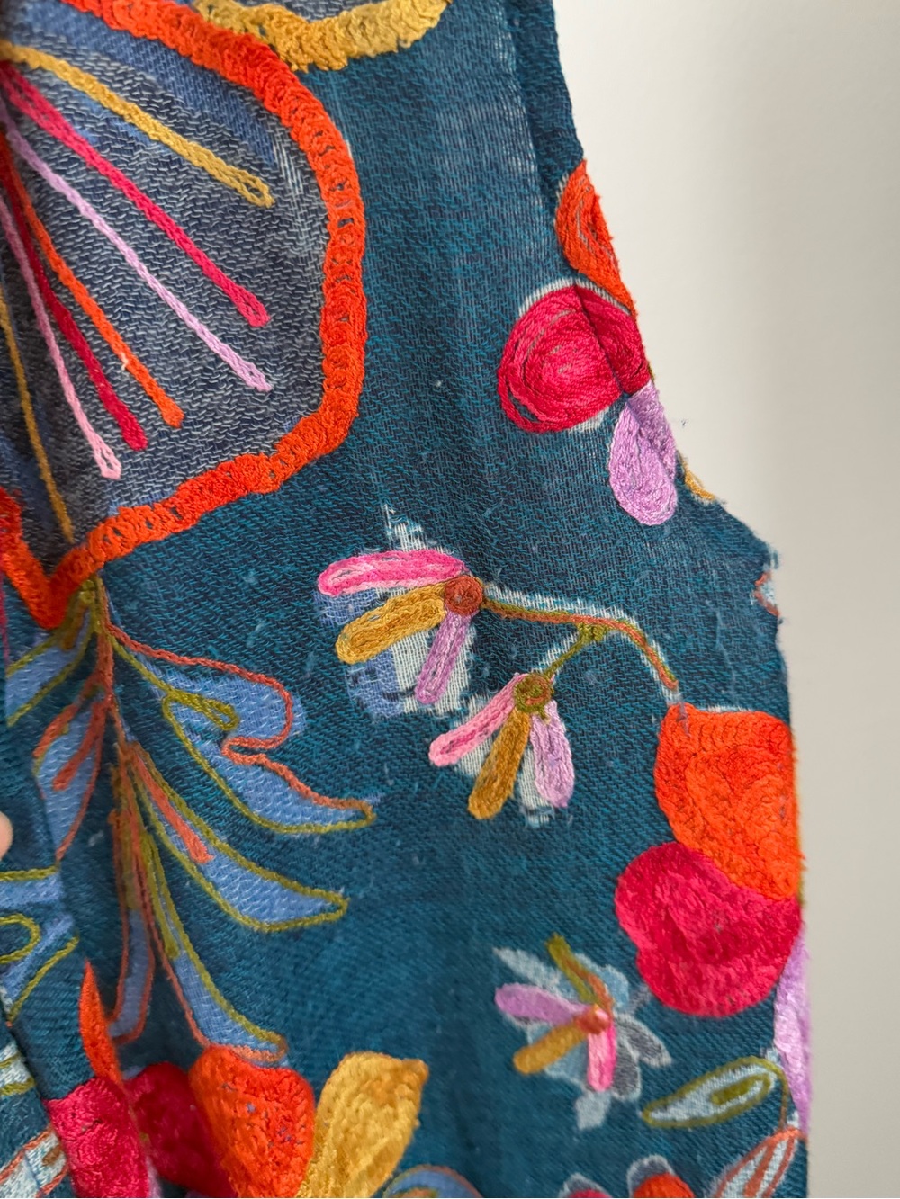 Soft Surroundings L/XL Teal Winnipeg Vest Wool Embroidered Boho Colorful Hippie - Picture 3 of 6